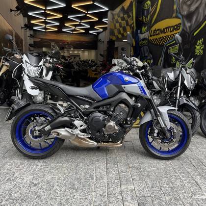 YAMAHA MT-09 YAMAHA MT-09
